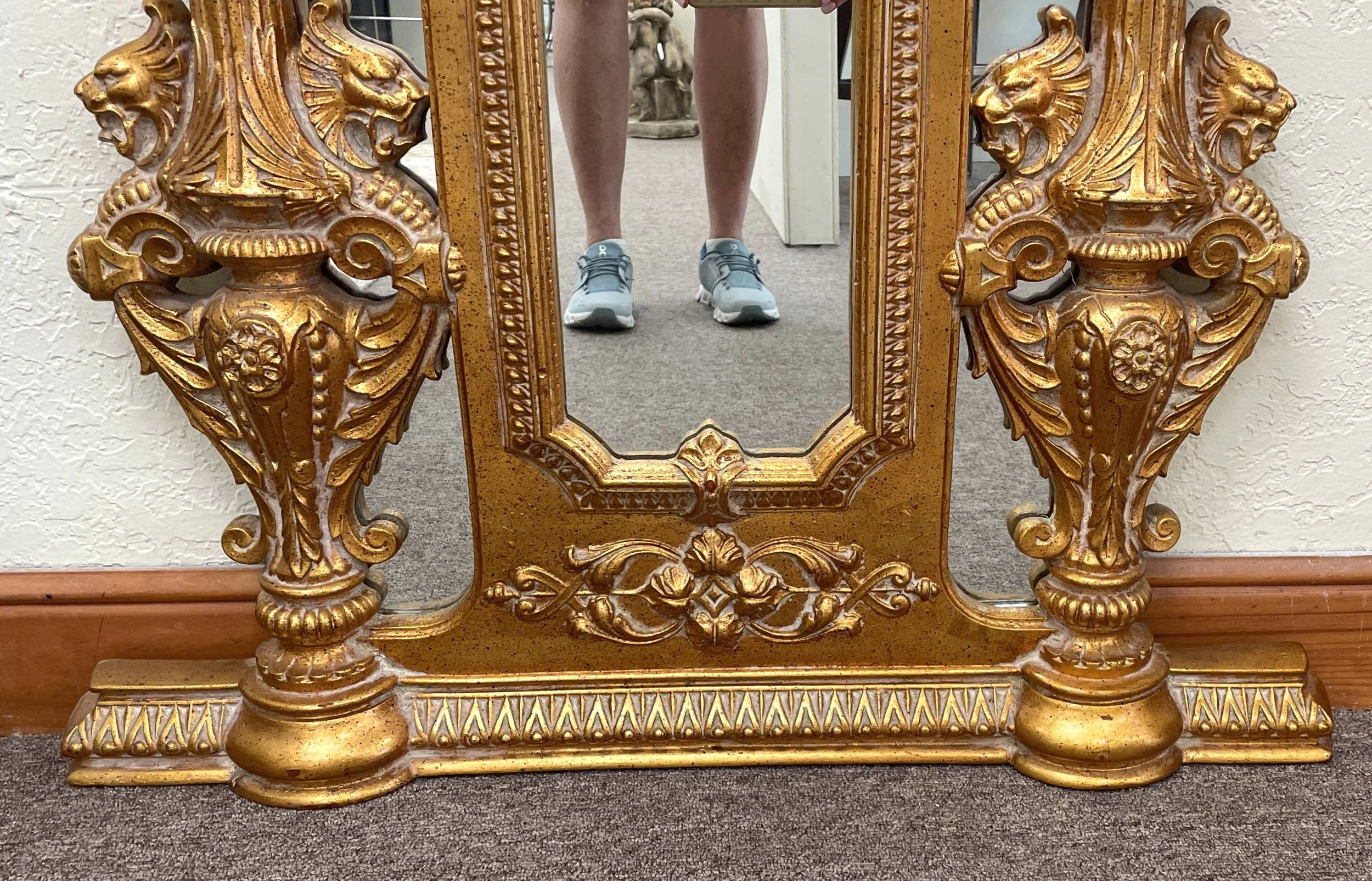 Encore Furniture Gallery-Baker Knapp & Tubbs Versace Style